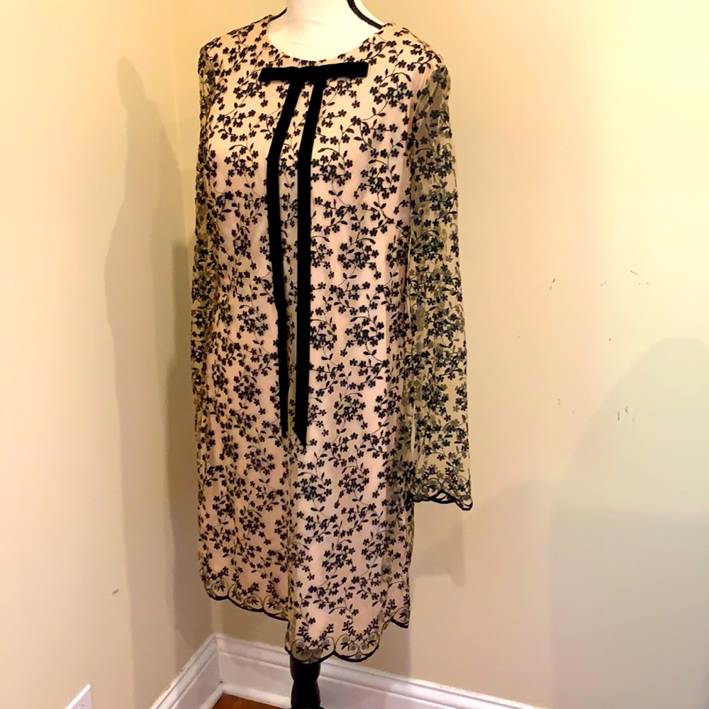 Betsy Johnson, tan sheath dress, lace overlay